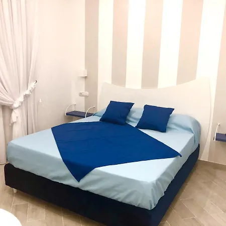 Bed & Breakfast Chiaro Di Luna