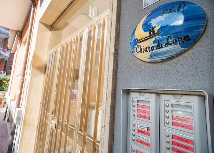 Bed & Breakfast Chiaro Di Luna 4*